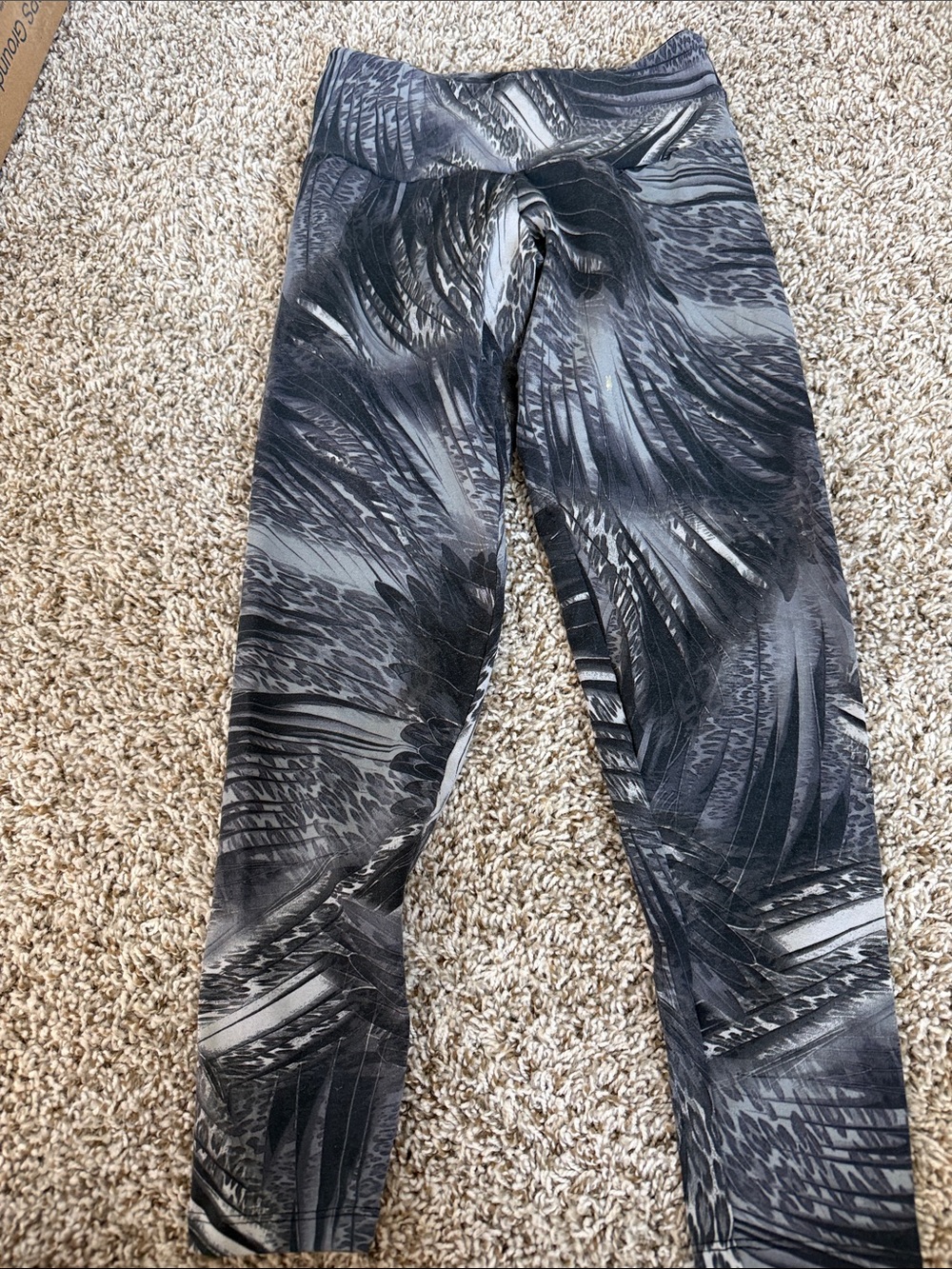 Women's Black & Gray Patterned Leggings